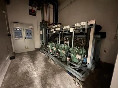 Imagen 8 de Nave industrial con cámaras de congelación en Arrigorriaga